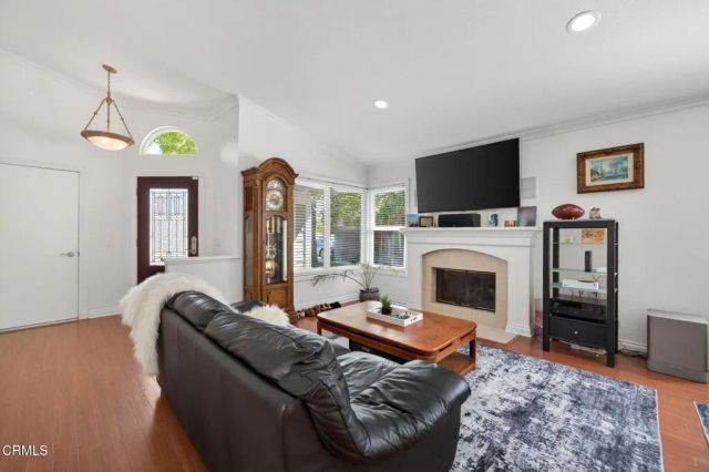 5072 Via Calderon, Camarillo, CA 93012