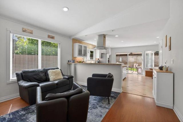 5072 Via Calderon, Camarillo, CA 93012