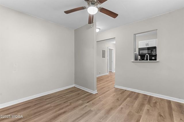 2164 Monroe Avenue, Macon, GA 31204