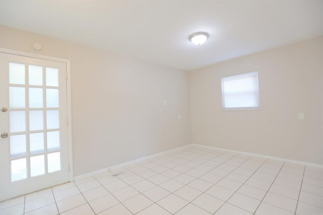 61 White Oak Lane, Little Rock, AR 72227
