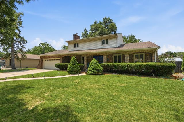 9218 Greenwood Avenue, Munster, IN 46321