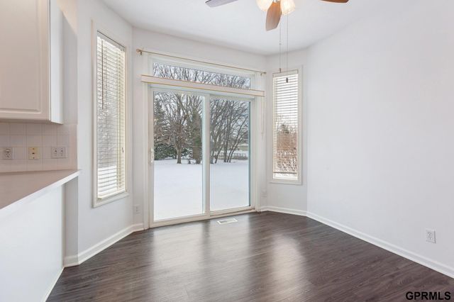 9403 S 25Th Avenue, Bellevue, NE 68147