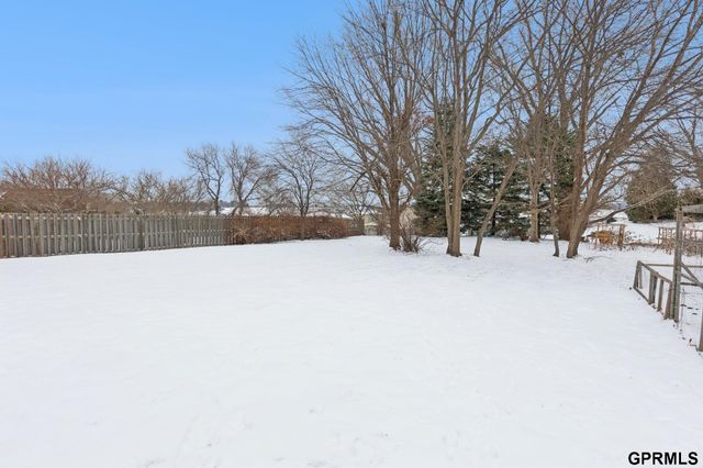 9403 S 25Th Avenue, Bellevue, NE 68147