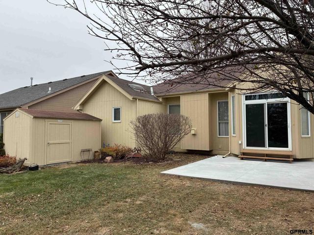 9403 S 25Th Avenue, Bellevue, NE 68147