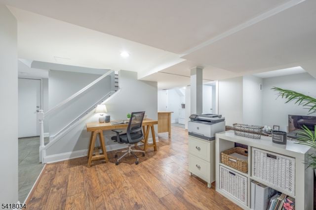 272 Glen Avenue, Millburn Twp., NJ 07041