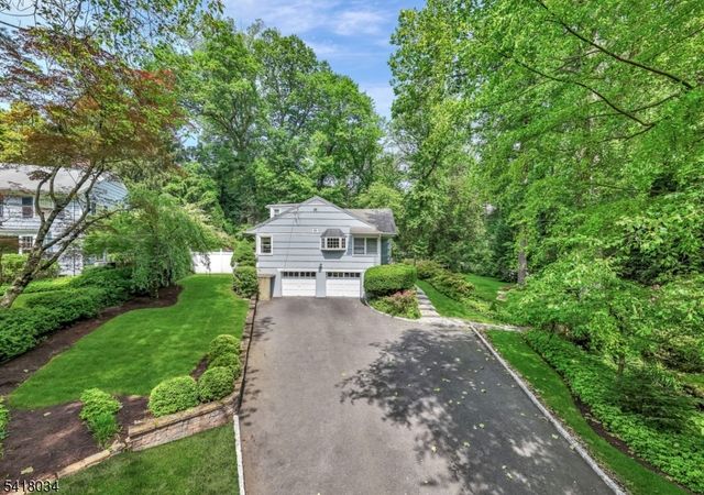 272 Glen Avenue, Millburn Twp., NJ 07041