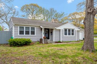 120 Chestnut Street, Hyannis, MA 02601