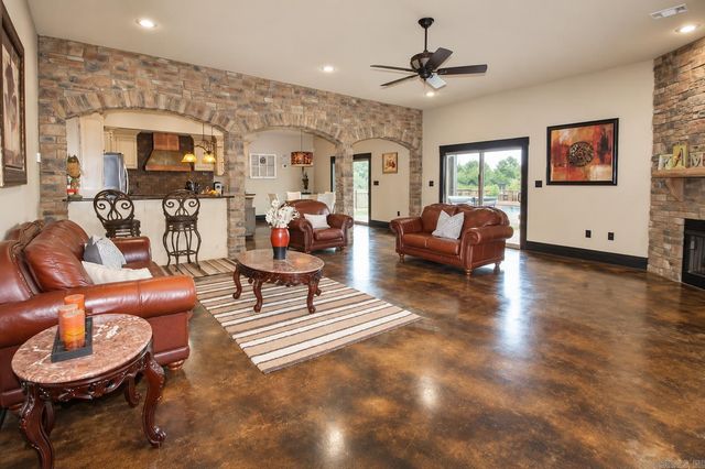 4901 Darr Hill Road, Jonesboro, AR 72404