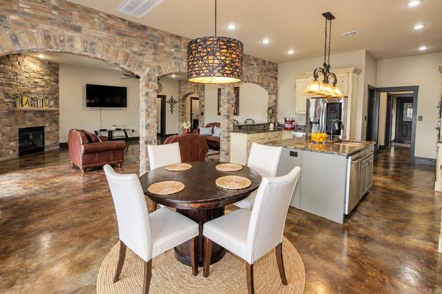 4901 Darr Hill Road, Jonesboro, AR 72404