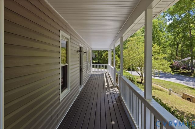 7631 Cotfield Rd, North Chesterfield, VA 23237