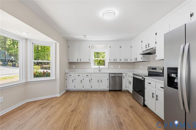 7631 Cotfield Rd, North Chesterfield, VA 23237