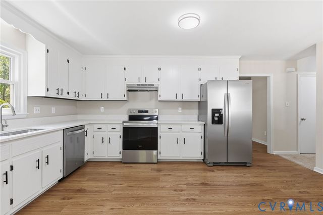 7631 Cotfield Rd, North Chesterfield, VA 23237