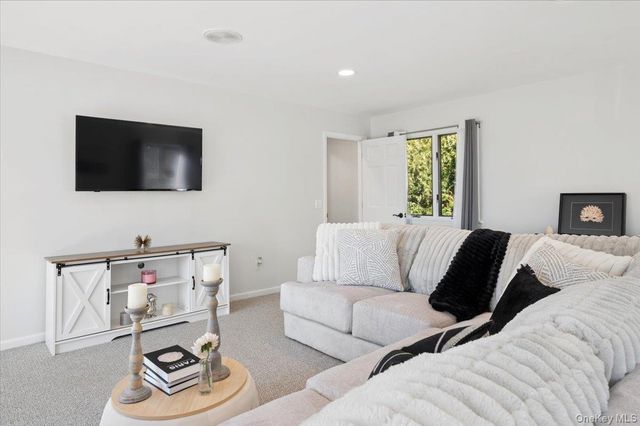 15 Keller Lane, Dobbs Ferry, NY 10522