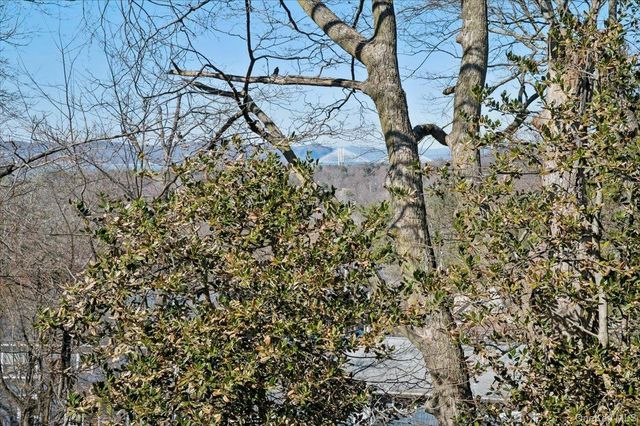 15 Keller Lane, Dobbs Ferry, NY 10522