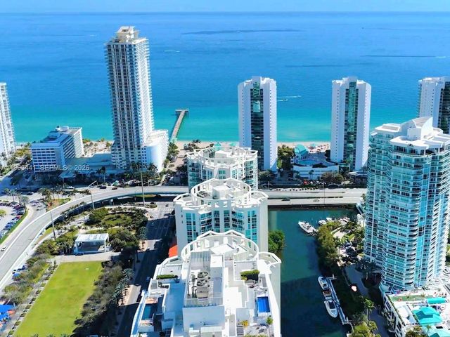 200 Sunny Isles Blvd TH-205, Sunny Isles Beach, FL 33160
