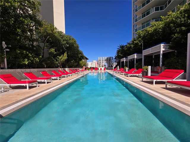 200 Sunny Isles Blvd TH-205, Sunny Isles Beach, FL 33160