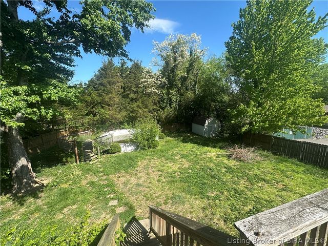202 Bates Drive, Charlestown, IN 47111