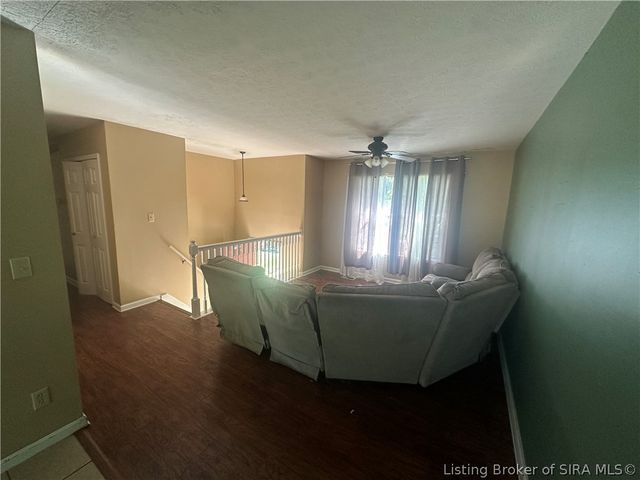 202 Bates Drive, Charlestown, IN 47111