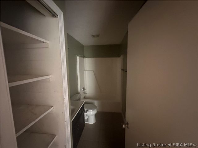 202 Bates Drive, Charlestown, IN 47111