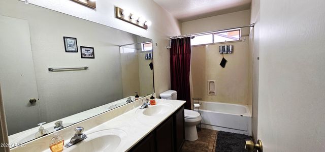 1738 N NEVADA Way, Mesa, AZ 85203