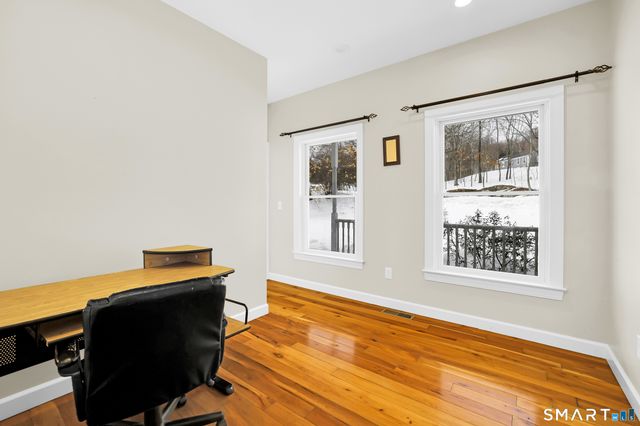 5 Saw Mill Road, Burlington, CT 06013