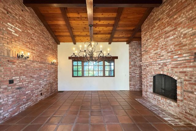 5443 Calzada Del Bosque, Rancho Santa Fe, CA 92067