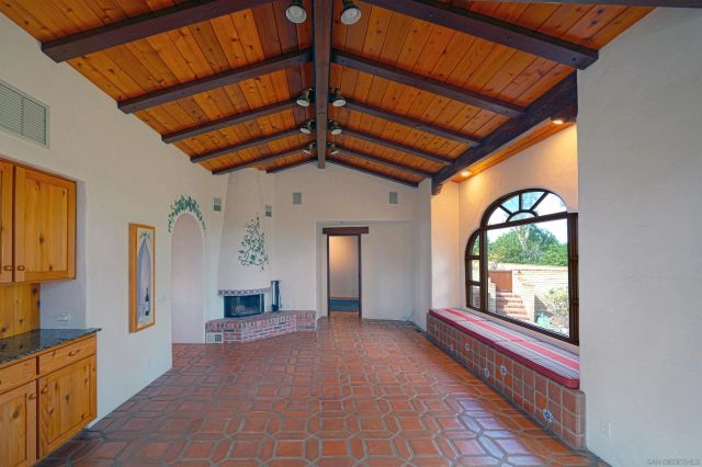 5443 Calzada Del Bosque, Rancho Santa Fe, CA 92067