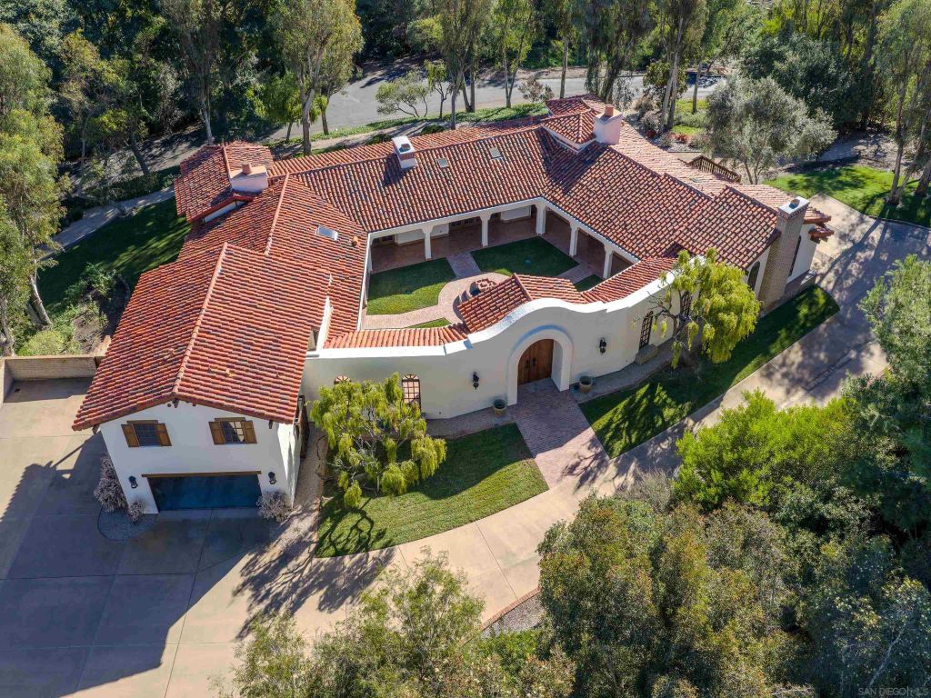 5443 Calzada Del Bosque, Rancho Santa Fe, CA 92067