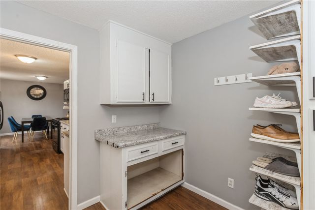 281 Jacolyn Drive NW, Cedar Rapids, IA 52405