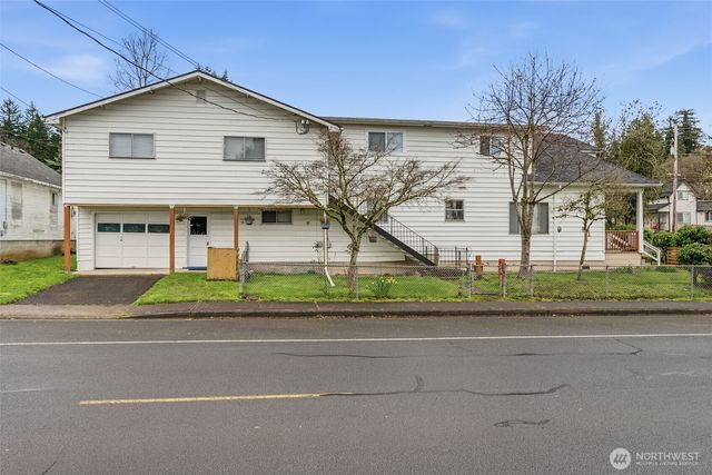 180 Second Street, Cathlamet, WA 98612