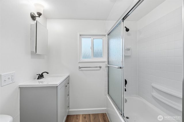 180 Second Street, Cathlamet, WA 98612