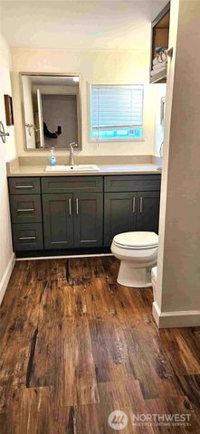 180 Second Street, Cathlamet, WA 98612