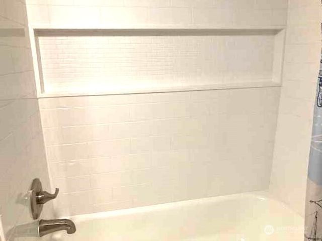 180 Second Street, Cathlamet, WA 98612