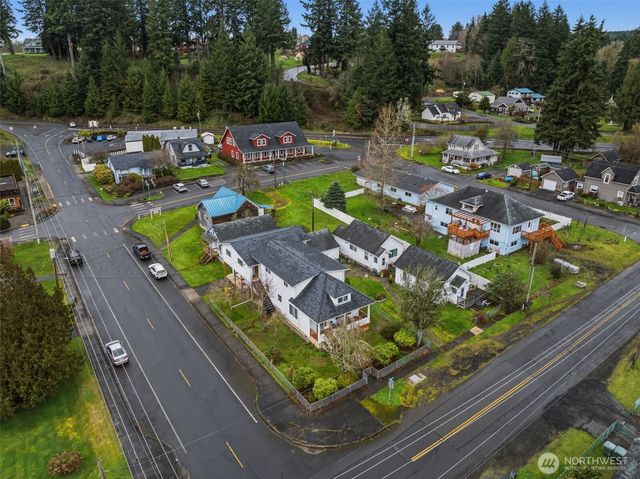 180 Second Street, Cathlamet, WA 98612
