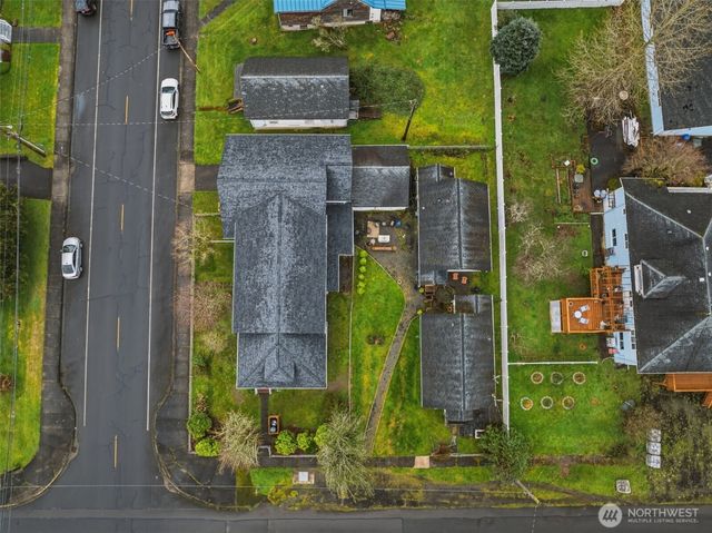 180 Second Street, Cathlamet, WA 98612