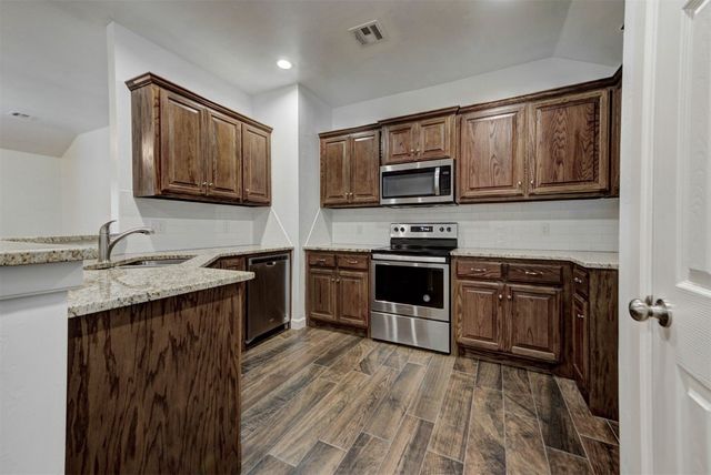 316 SW 4th Place, Newcastle, OK 73065