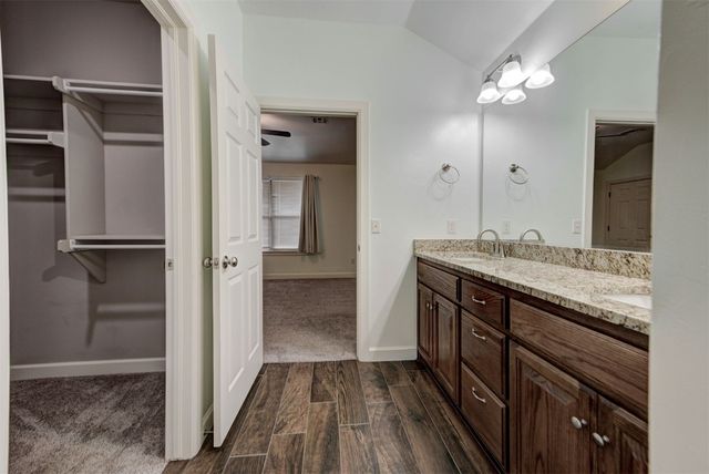 316 SW 4th Place, Newcastle, OK 73065