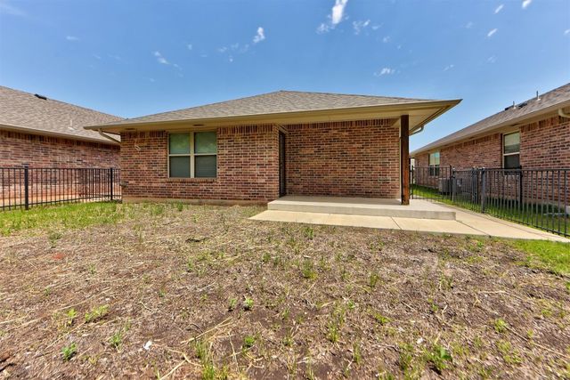 316 SW 4th Place, Newcastle, OK 73065