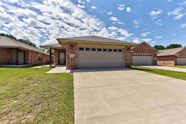 316 SW 4th Place, Newcastle, OK 73065