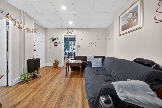 88 Trenton St, Boston, MA 02128