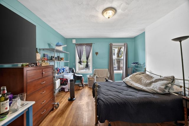 88 Trenton St, Boston, MA 02128
