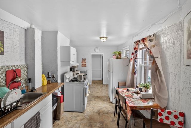 88 Trenton St, Boston, MA 02128