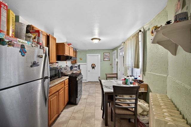 88 Trenton St, Boston, MA 02128