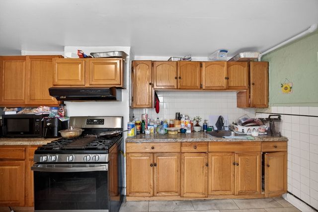 88 Trenton St, Boston, MA 02128