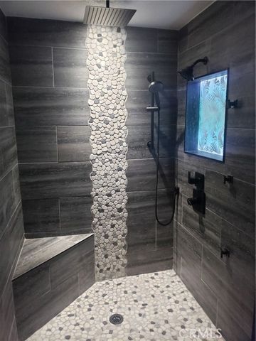 9111 Hidden Farm, Alta Loma (rancho Cucamonga), CA 91737