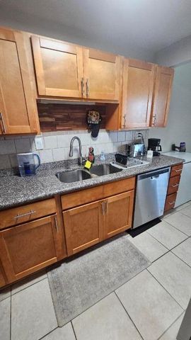 4 Royal Palm Way 6050, Boca Raton, FL 33432