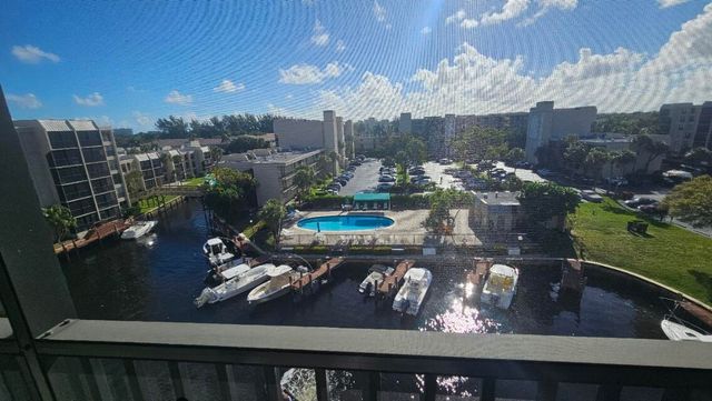 4 Royal Palm Way 6050, Boca Raton, FL 33432