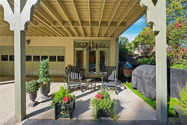 264 SUMMEROUR VALE, Johns Creek, GA 30097