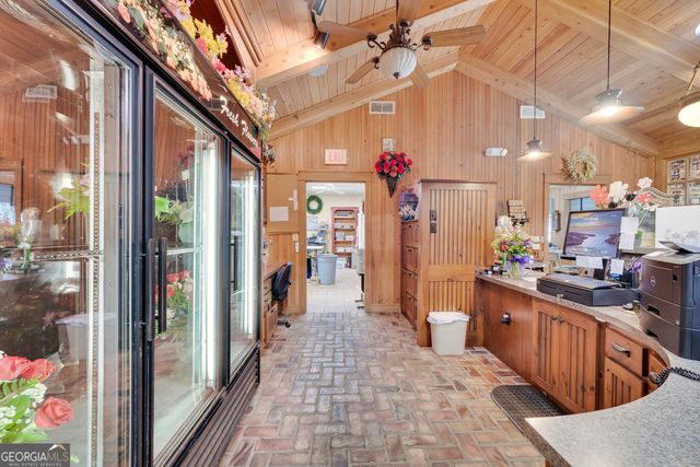 498 Level Grove Road, Cornelia, GA 30531