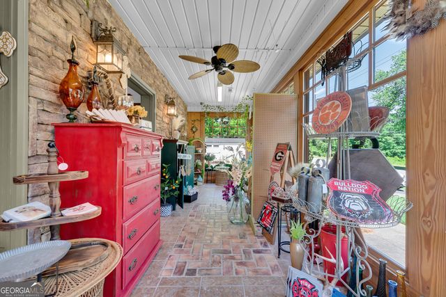 498 Level Grove Road, Cornelia, GA 30531